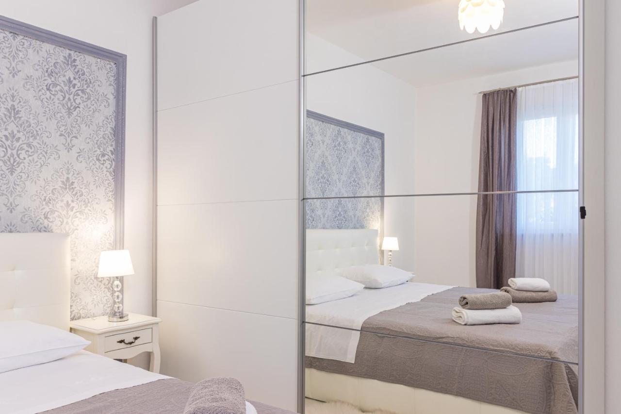 Three Waves Apartment New Pula Extérieur photo
